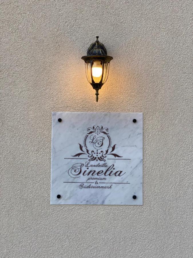Landvilla Sinelia Premium Dietersdorf am Gnasbach Экстерьер фото